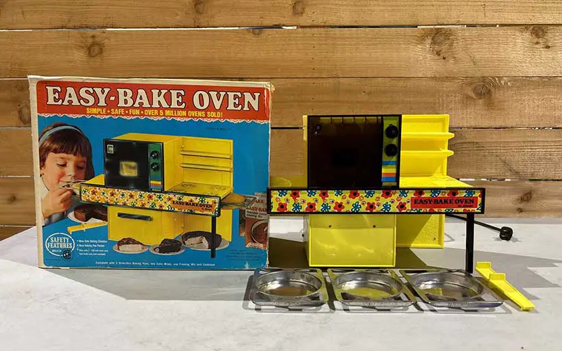 Easy-Bake-Oven-1970s Easy-Bake Oven 1970s